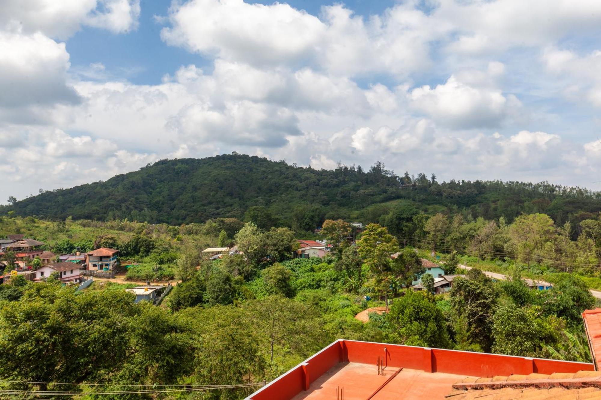 Treebo Vrindavan, 3 Km From Madikeri Fort Εξωτερικό φωτογραφία